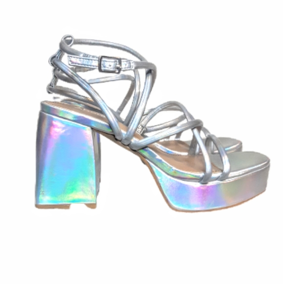Abound Tiffanee chunky Block Heel Strappy Mettalic Silver sandals Heels Women - Picture 4 of 8